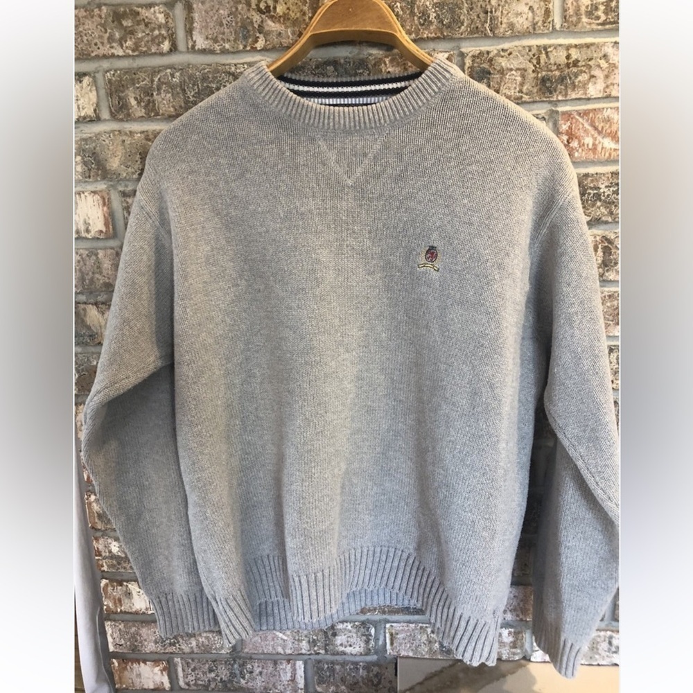 Vintage Tommy Hilfiger Light Gray Sweater